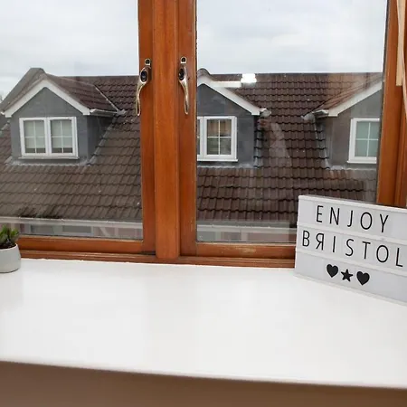 1 Bedroom By Gloucester Road